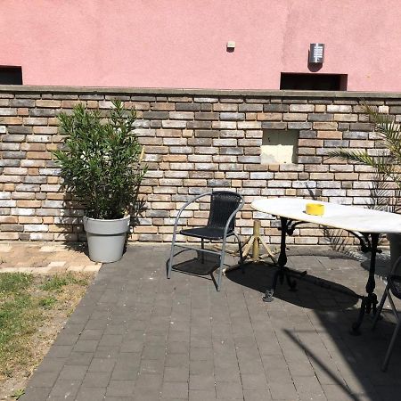Doros Ferienoase Apartment Herzogenrath Bagian luar foto